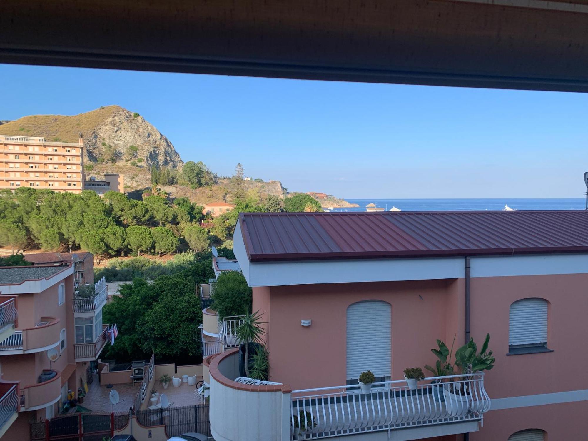 Residence La Fenice Ff Giardini-Naxos Exterior foto