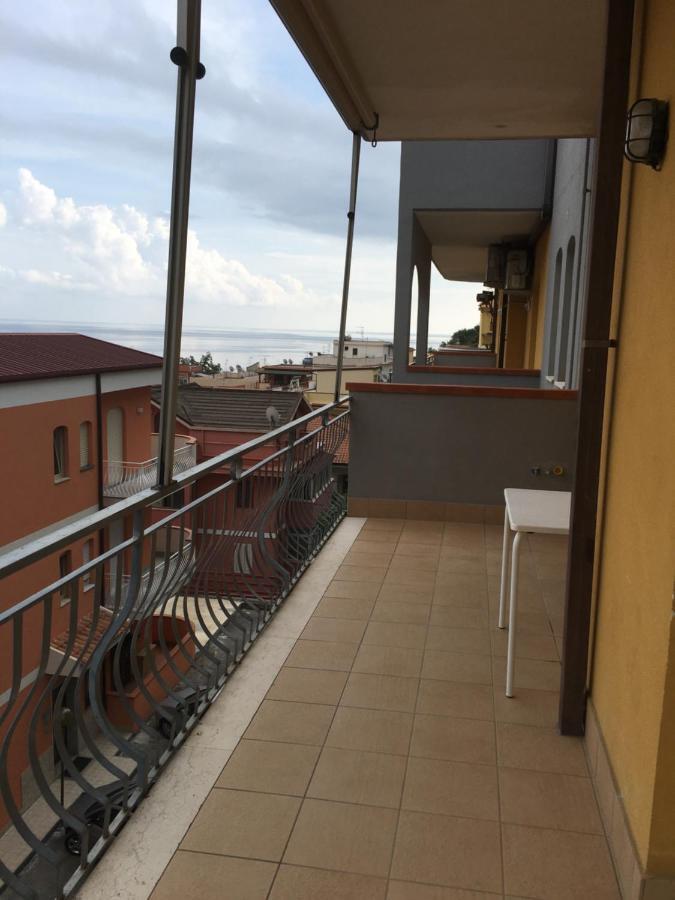Residence La Fenice Ff Giardini-Naxos Exterior foto